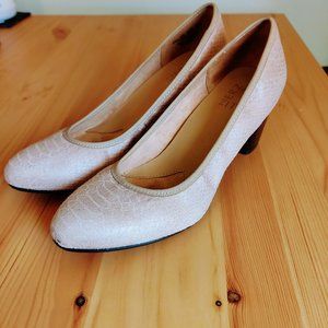 Naturalizer Naomi Size 7.5 Heels